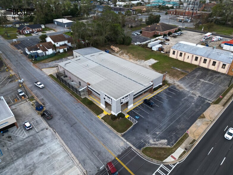 More Photos Of 307 E 1st St, Vidalia Freestanding For Sale