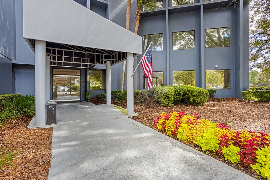 More Photos Of 7825 Baymeadows Way, Jacksonville Office For Sale