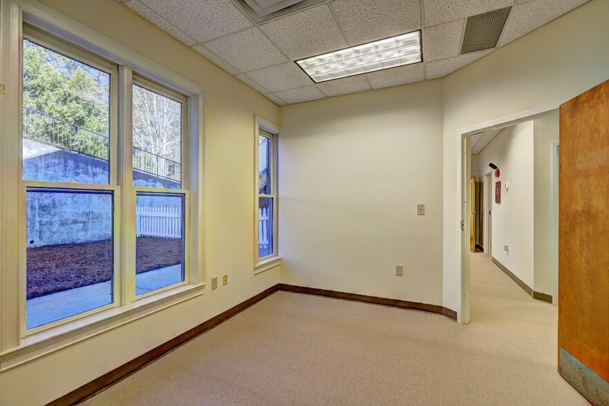 More Photos Of 3800 Lenora Church Rd, Snellville Religious Facility For Sale