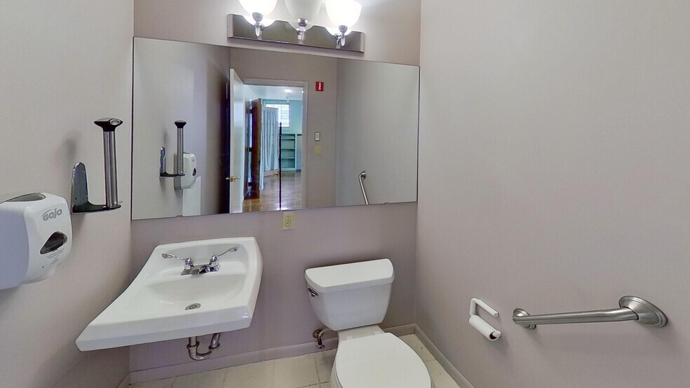 More Photos Of 129 S Sparks St, State College Medical For Lease