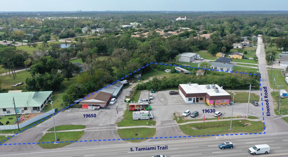 Primary Photo Of , Fort Myers General Retail For Sale