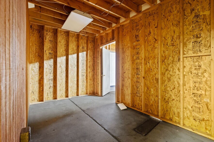 More Photos Of 5335 Butler St, Pittsburgh Storefront Retail Residential For Sale