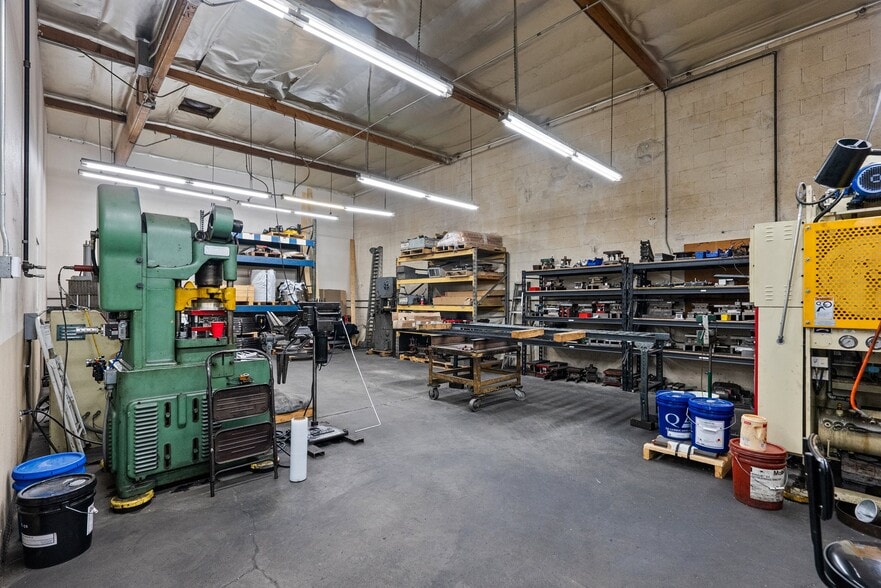 More Photos Of 12455 Branford St, Pacoima Warehouse For Sale