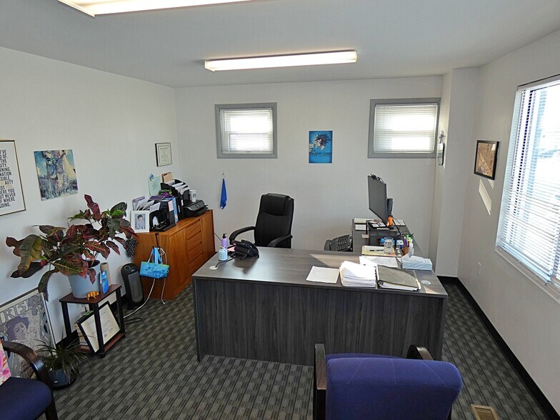 More Photos Of 2495 Elmwood Ave, Buffalo Office For Sale