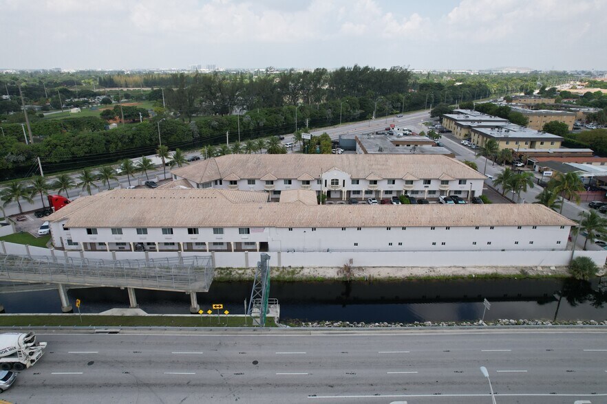 More Photos Of 935 W Okeechobee Rd, Hialeah Hotel For Sale