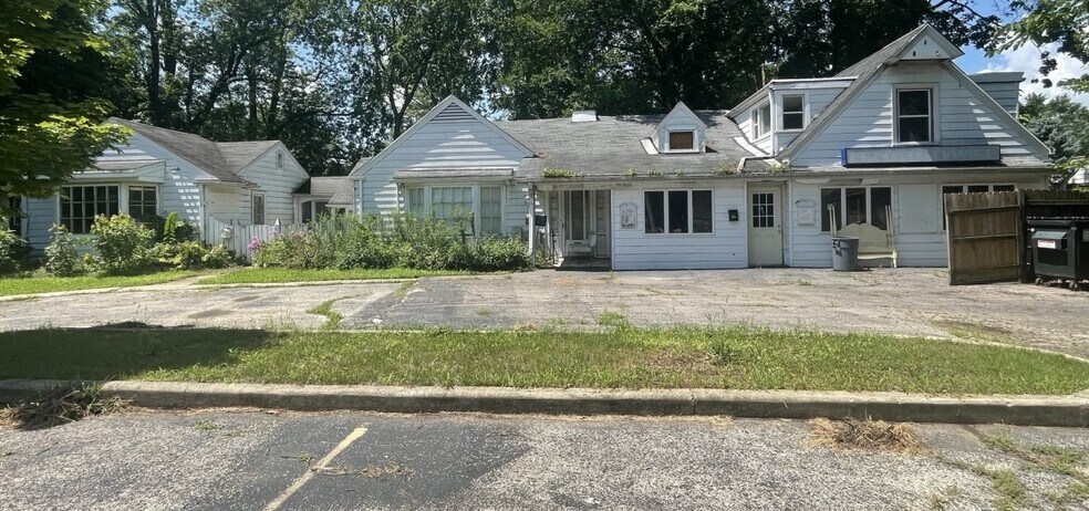 Primary Photo Of 230-238 N McLean Blvd, Elgin General Retail For Sale