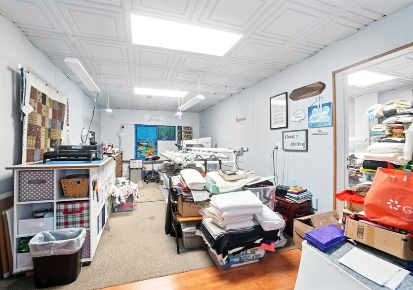 More Photos Of 5402-5404 N Main St, Dayton Office For Sale