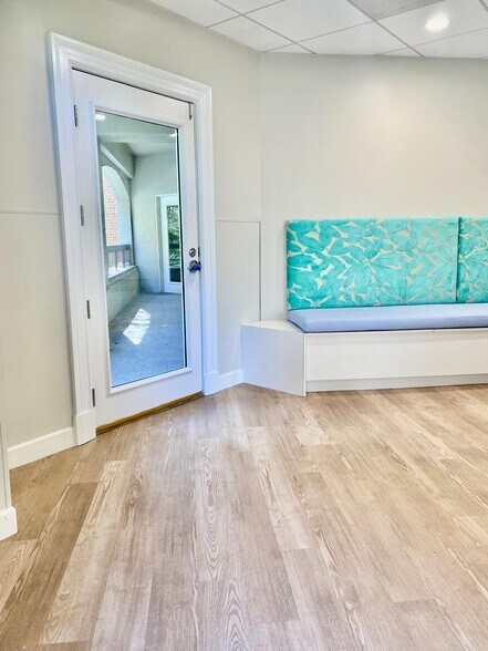 More Photos Of 4600 N Park Ave, Chevy Chase Medical For Lease