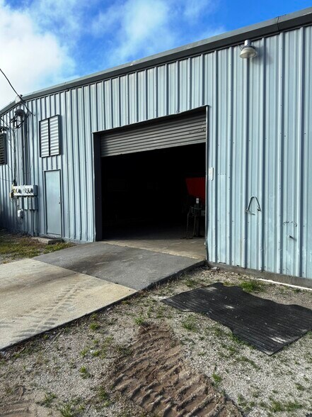 More Photos Of 1302 NE Pine Island Rd, Cape Coral Unknown For Lease