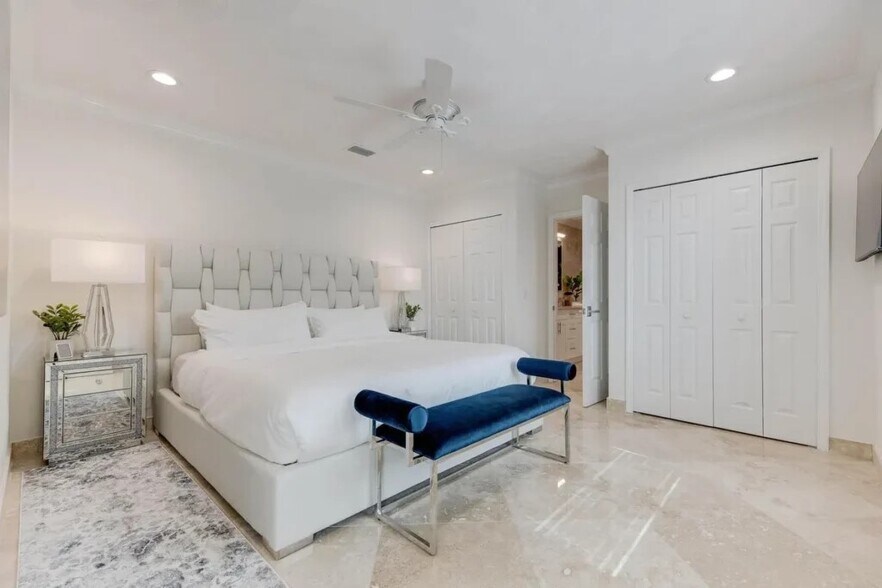 More Photos Of 2740 N Beach Rd, Englewood Multifamily For Sale