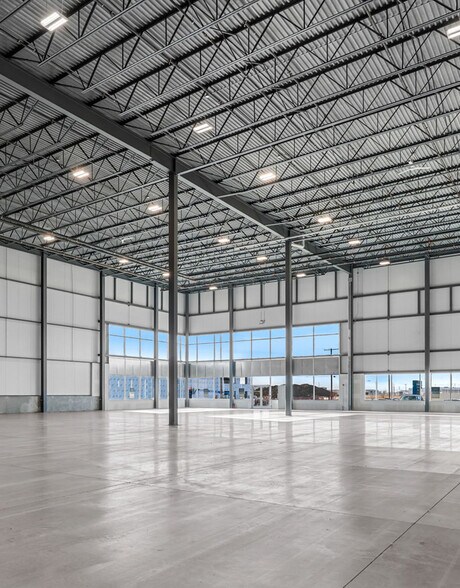 More Photos Of 3620 Burron Av, Saskatoon Warehouse For Lease