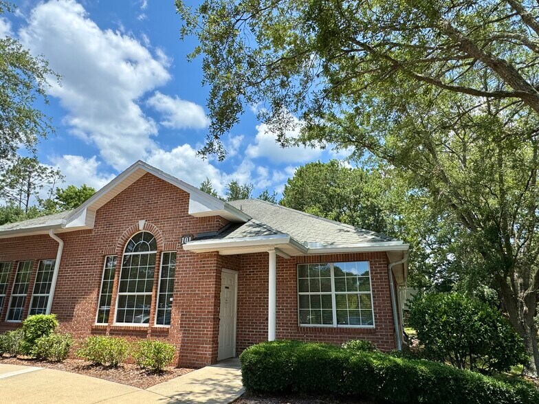 More Photos Of 7855 Argyle Forest Blvd, Jacksonville Office For Sale