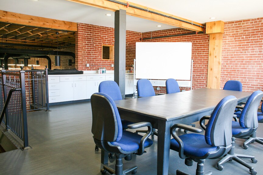 More Photos Of 1701 Delmar Blvd, Saint Louis Freestanding For Lease