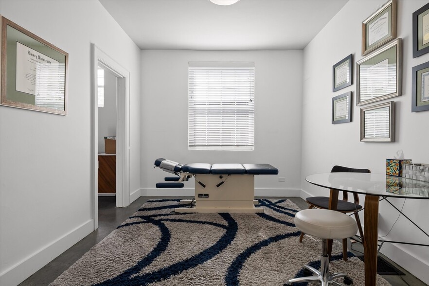 More Photos Of 525 Cherokee Blvd, Chattanooga Office For Lease