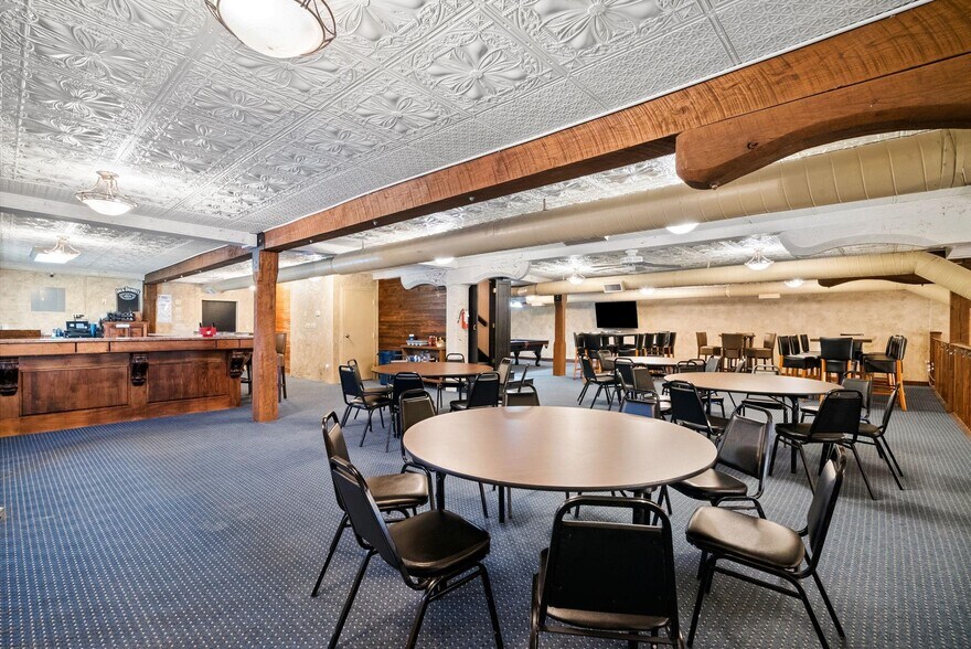 More Photos Of 100 N Texas St, De Leon Storefront Retail Office For Sale