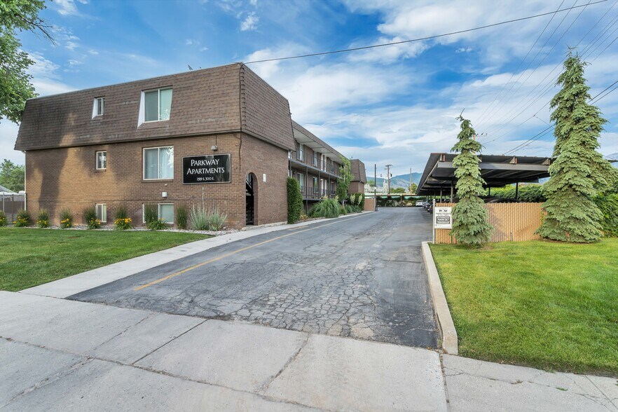 More Photos Of 2519 S 300 E, South Salt Lake Apartments For Sale