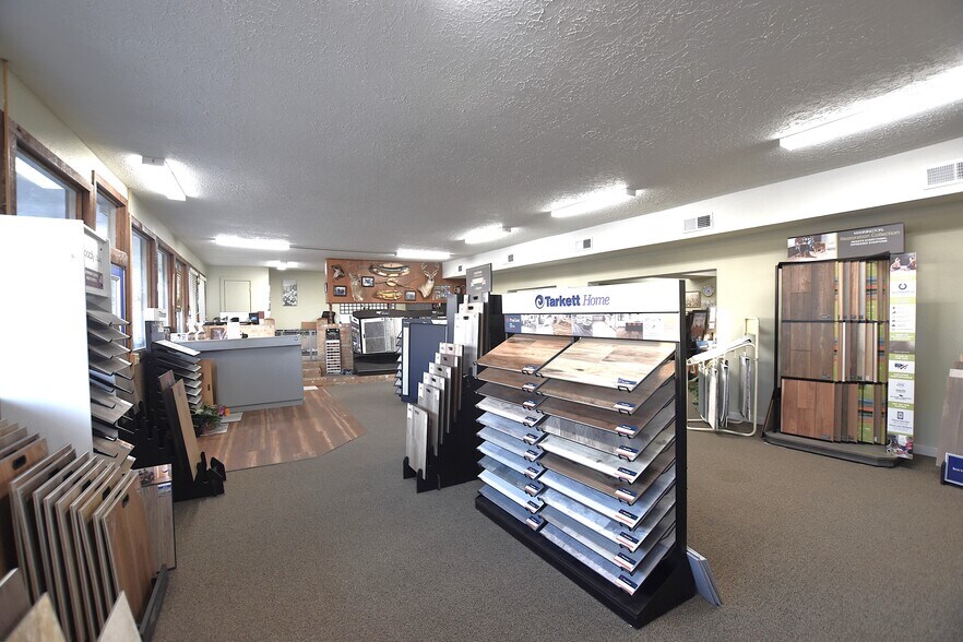 More Photos Of 767 W Main St, Bellville General Retail For Sale