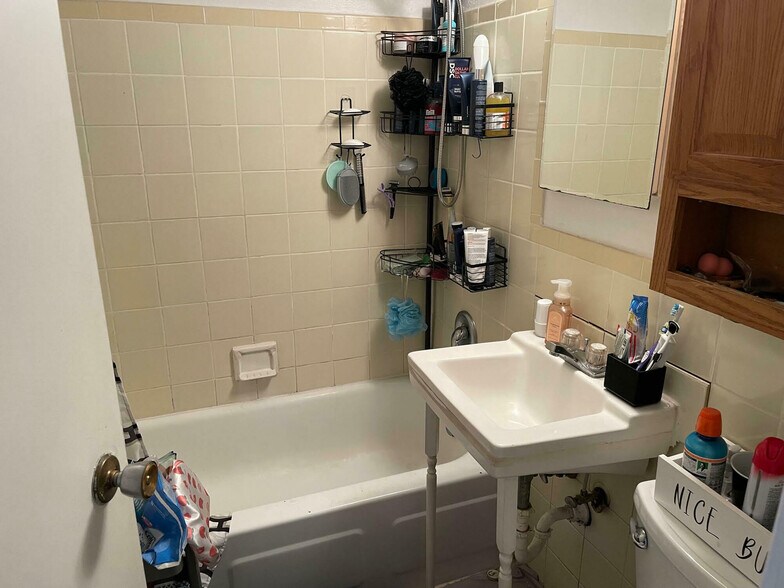 More Photos Of 28 Freeport St, Pittsburgh Apartments For Sale