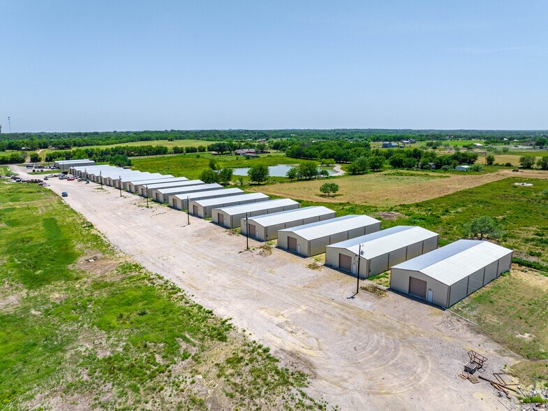 More Photos Of 8723 FM 2728, Terrell Warehouse For Lease