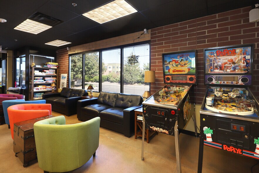 More Photos Of 10860 Dover St, Westminster Office For Sale