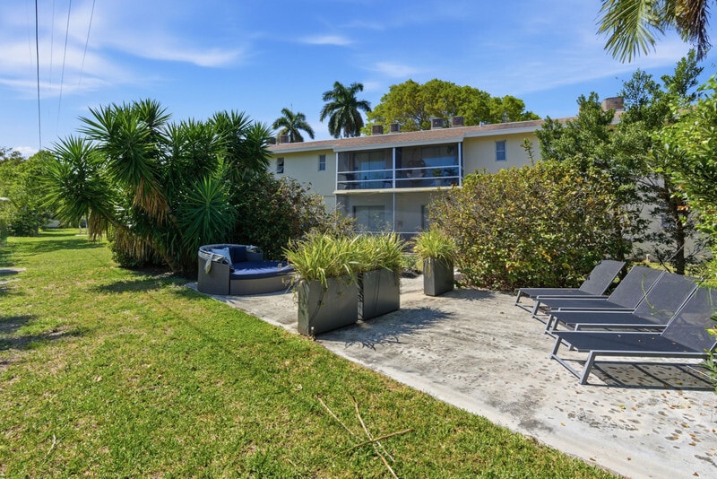 More Photos Of 640 SE 2nd Ave, Boynton Beach Apartments For Sale