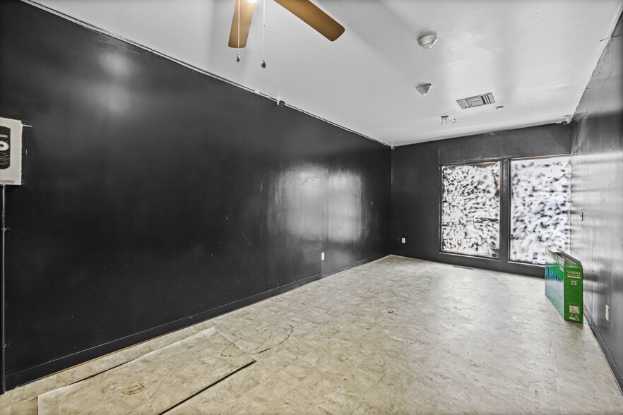 More Photos Of 300 Pendleton Way, Oakland Office For Sale