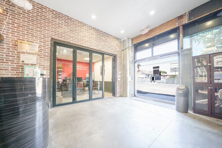 More Photos Of 1517 S Western Ave, Los Angeles Freestanding For Sale