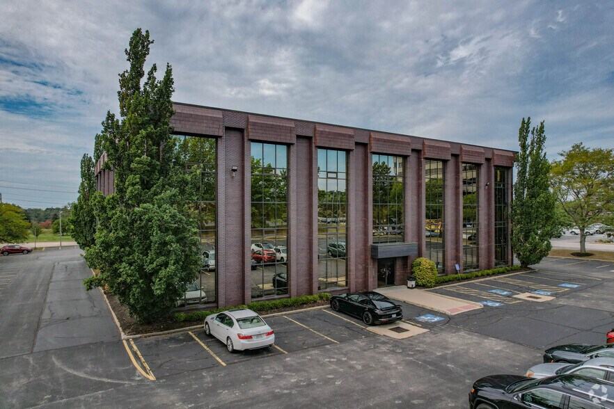 Primary Photo Of 3601 Green Rd, Beachwood Office For Sale
