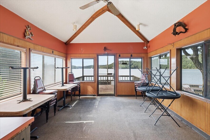 More Photos Of 1077 Duncan Dr, Edwards General Retail For Sale