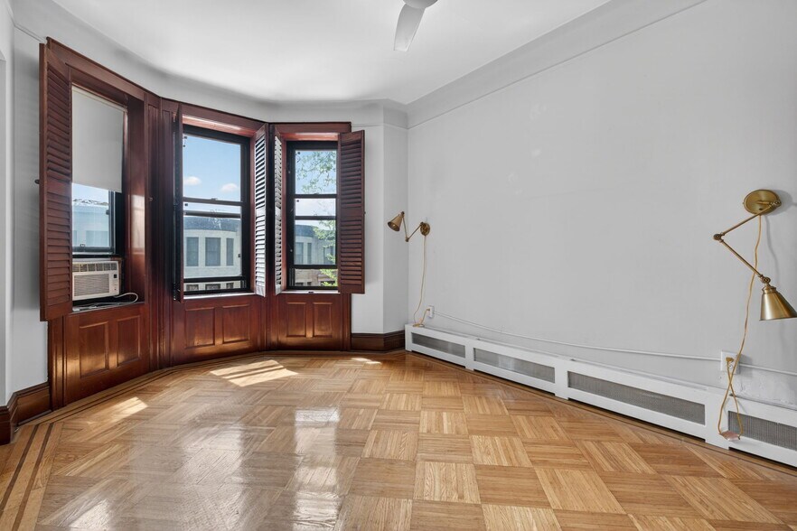 More Photos Of 655 76th St, Brooklyn Healthcare For Sale