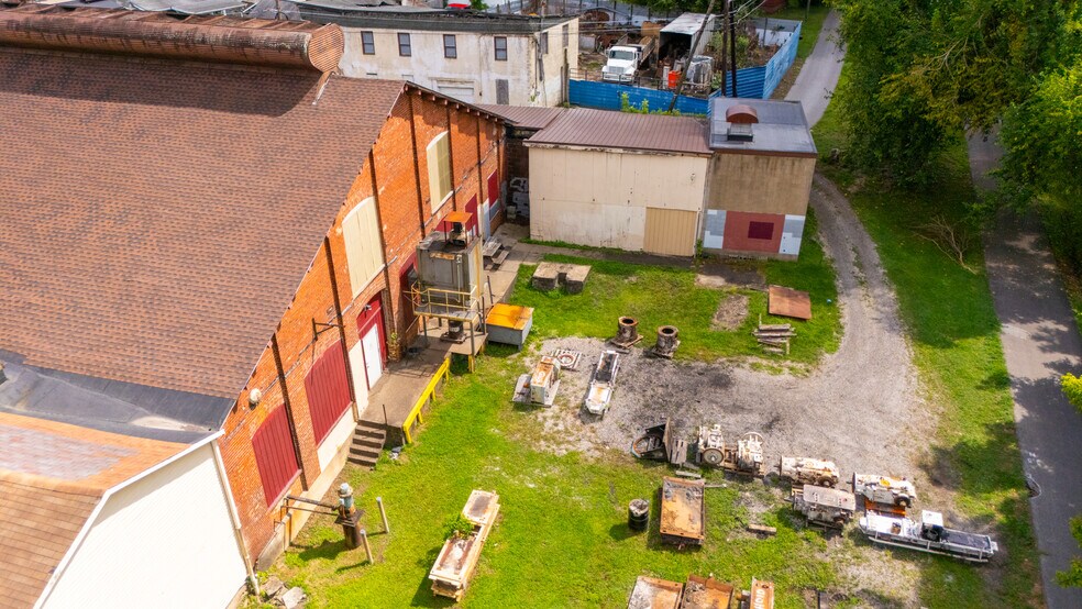 More Photos Of 801 Hazlett Ave, Wheeling Office For Sale
