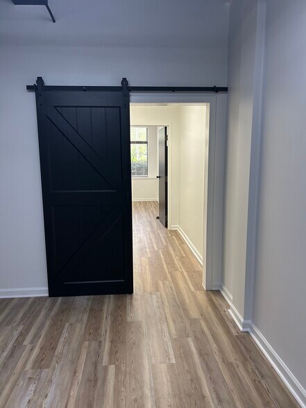 More Photos Of 3623 Latrobe Dr, Charlotte Loft Creative Space For Sale