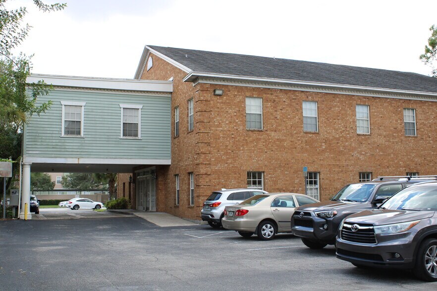 More Photos Of 5385 Conroy Rd, Orlando Medical For Sale