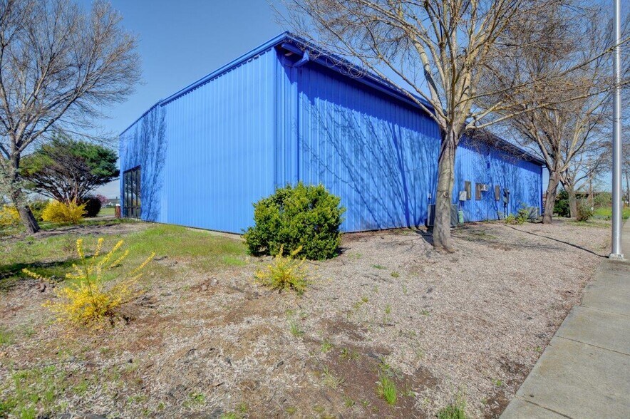 More Photos Of 2465 Avenue A, White City Freestanding For Sale