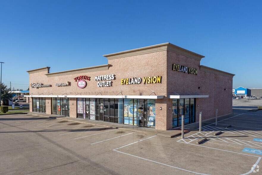 More Photos Of 3418 Hwy 6 S, Houston Freestanding For Sale