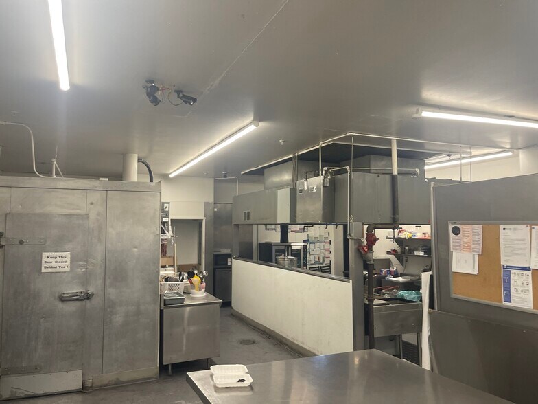 More Photos Of 20 N Raymond Rd, Spokane Restaurant For Sale