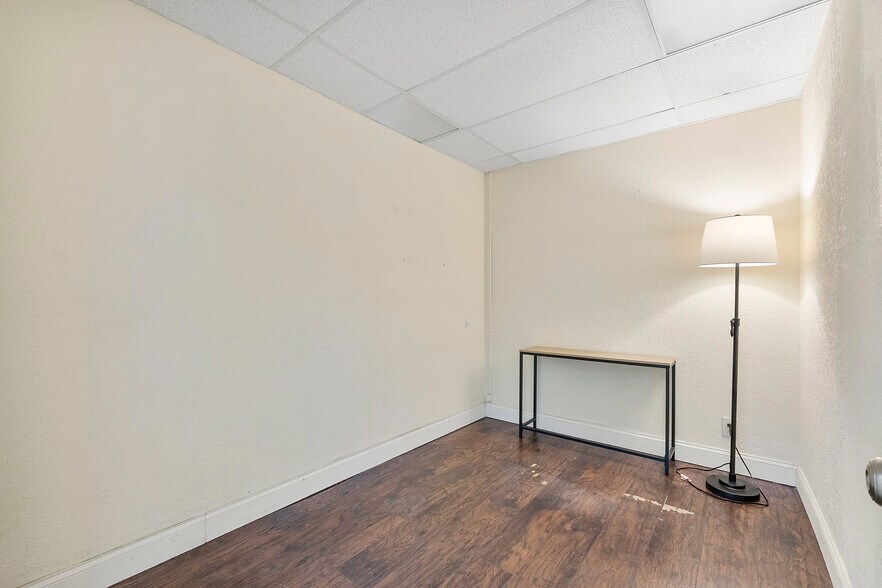 More Photos Of 1730 E Commercial Blvd, Fort Lauderdale Medical For Sale