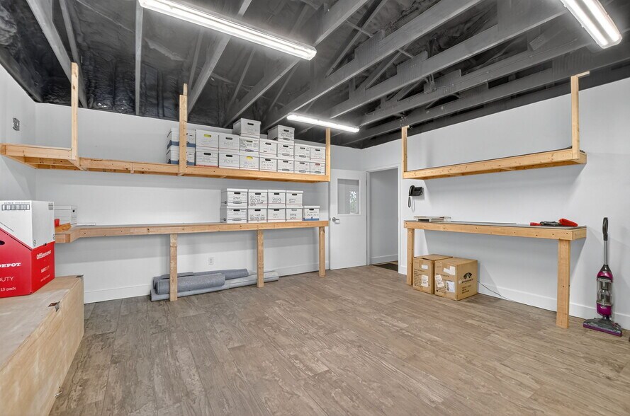 More Photos Of 442 NW 35th St, Boca Raton Office For Sale