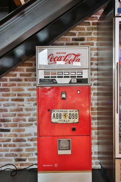 More Photos Of 1435 FM 1463 Rd, Katy Showroom For Sale