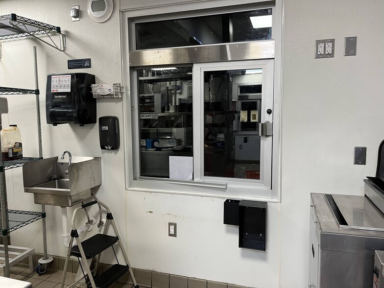 More Photos Of 6720 Highway 45 Alt S, West Point Restaurant For Sale