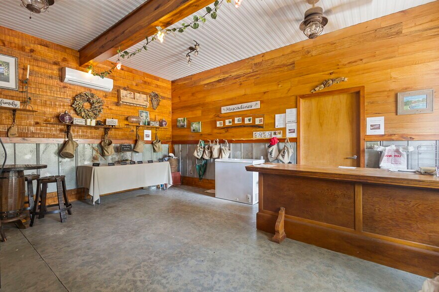 More Photos Of 1056 Reynolds Rd, De Leon Springs Specialty For Sale