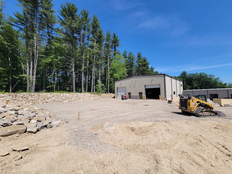 More Photos Of 50 Old Tyng Rd, Tyngsborough Warehouse For Sale