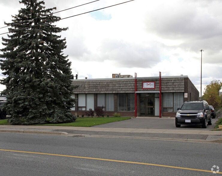More Photos Of 144-146 Oakdale Rd, Toronto Manufacturing For Sale
