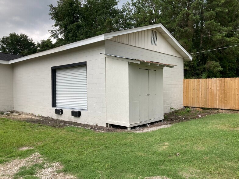 More Photos Of 4027 Baldwin Rd, Columbia Unknown For Lease