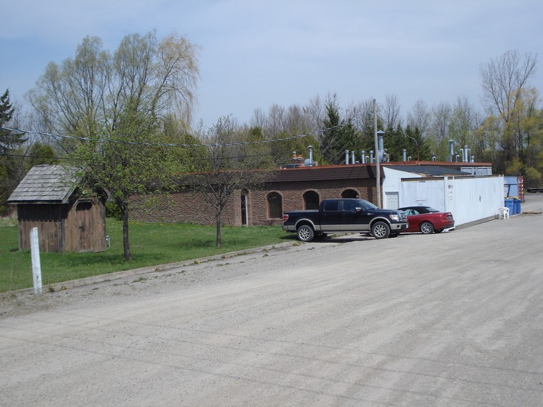 Primary Photo Of 16399 Airport Rd, Caledon Warehouse For Sale