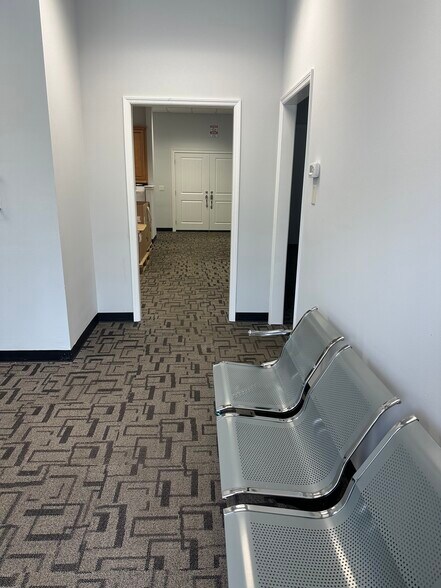 More Photos Of 4610-4630 Eagle Falls Pl, Tampa Warehouse For Lease