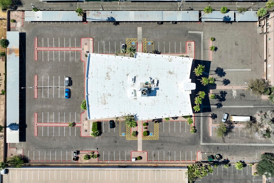 More Photos Of 5060 N 19th Ave, Phoenix Office Residential For Sale