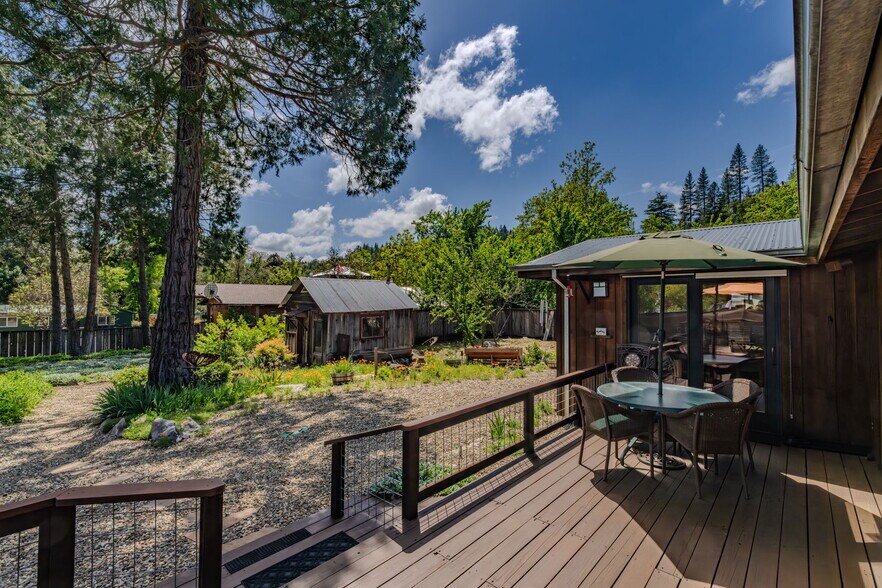 More Photos Of 21376 Consolation St, Volcano Specialty For Sale