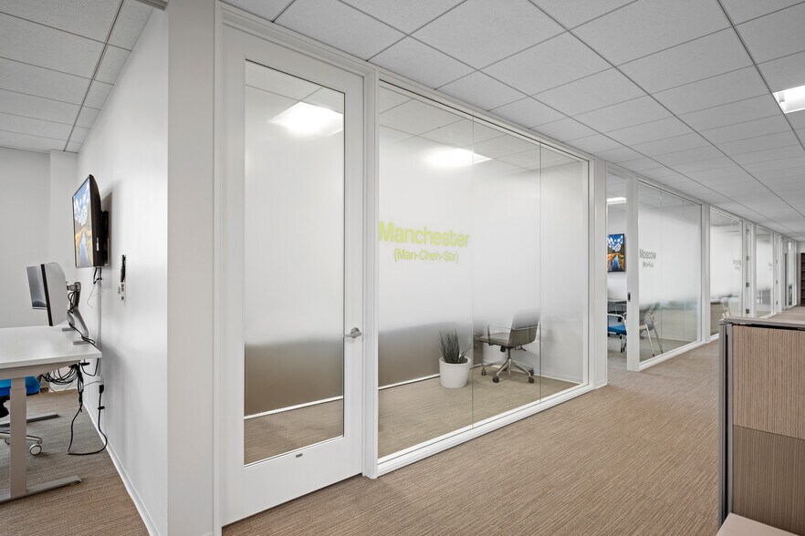 More Photos Of 301 N Lake Ave, Pasadena Office For Lease