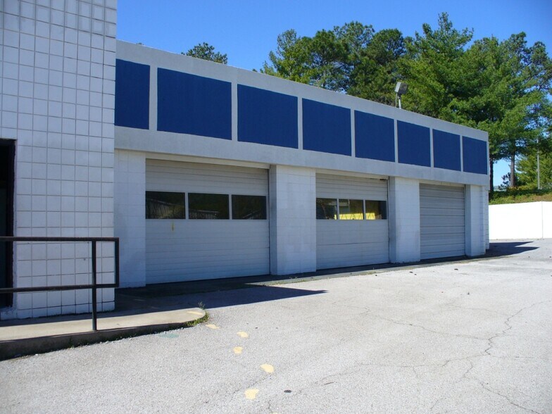 More Photos Of 3030 University Dr, Huntsville Carwash For Sale